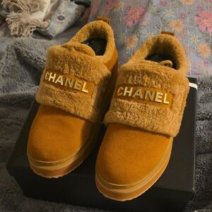 CHANEL Tan Shearling Strap Slip-On Sneakers